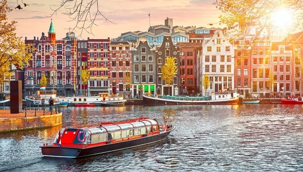 FRANKFURT-CRUISE ON THE RHINE-COLOGNE-AMSTERDAM